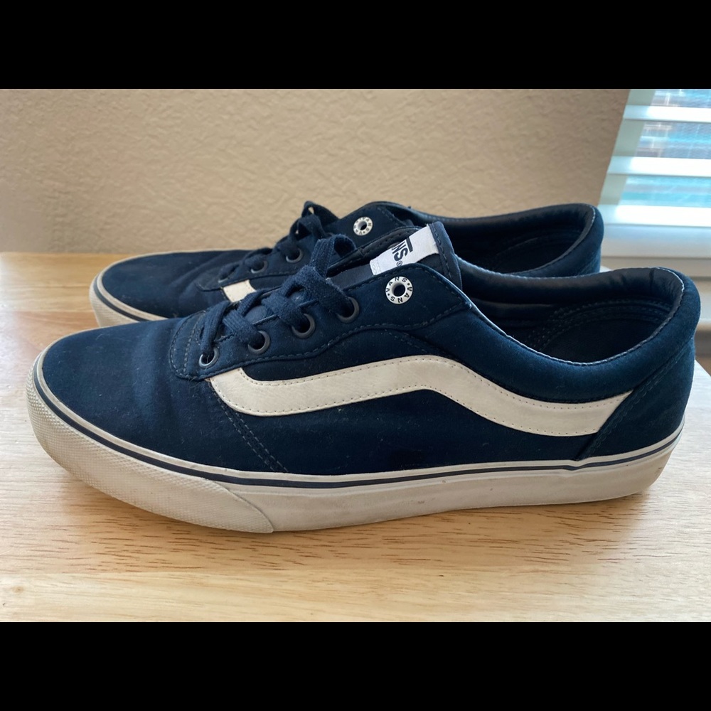 Vans Skateboard Shoes (Size 10)